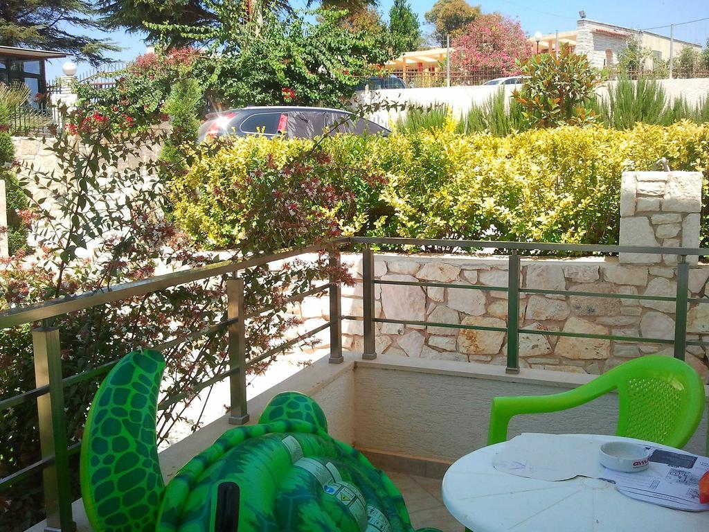 Studios Villa Sonia Ksamil Exterior foto